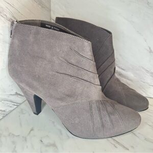 NWOT Suede Ankle Booties - Zip Closure - Grey - Size 8.5
